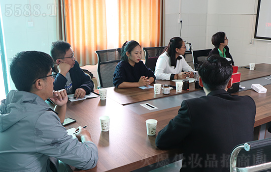 火爆開展客戶培訓服務(wù) 火爆開展客戶培訓服務(wù)