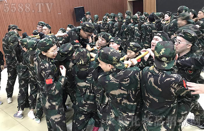 一榮俱榮、一損俱損;一個團(tuán)隊的榮譽(yù)是需要每一個人都用心負(fù)責(zé)參與完成的! 一榮俱榮、一損俱損;一個團(tuán)隊的榮譽(yù)是需要每一個人都用心負(fù)責(zé)參與完成的!